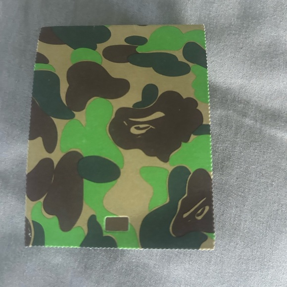 2022
BAPE Bicolor Big Ape Head Tee
'Black' - Picture 7 of 7